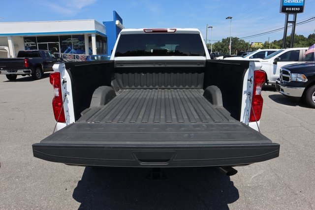 2025 Chevrolet Silverado 2500HD Custom photo 22