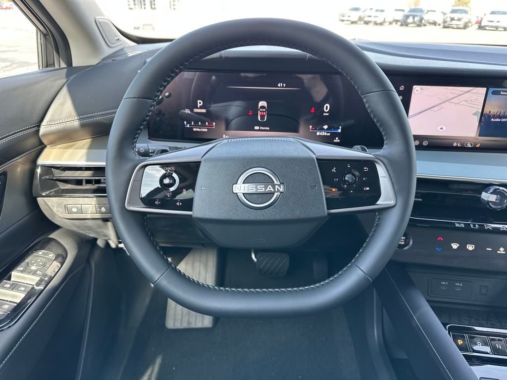 2025 Nissan Murano SL photo 18