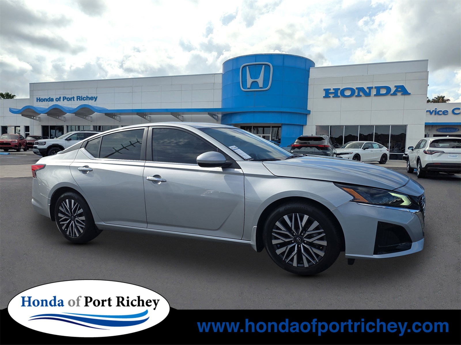 2023 Nissan Altima SV