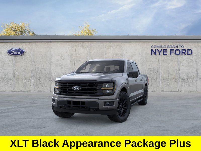2025 Ford F-150 XLT photo 3