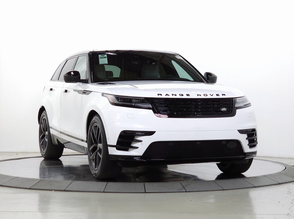 2026 Land Rover Range Rover Velar SE photo 7