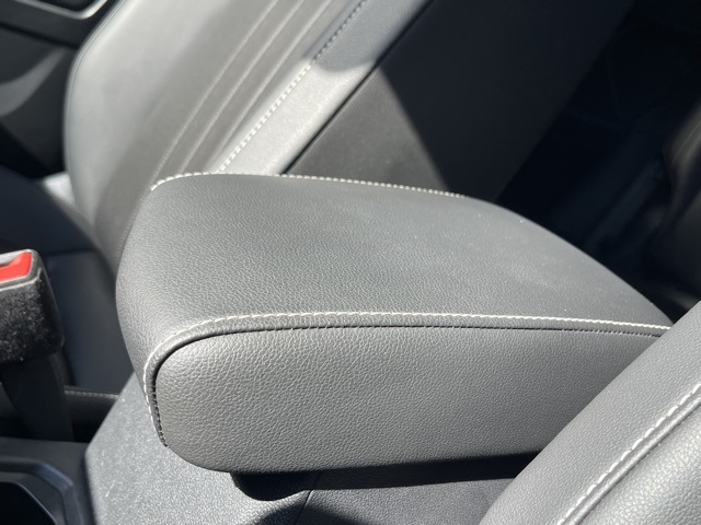 2024 Volkswagen Tiguan SE R-Line Black photo 44
