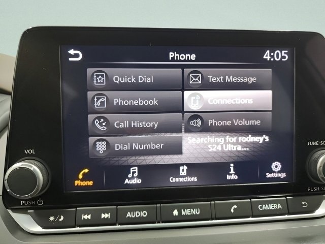 2023 Nissan Rogue SV photo 4