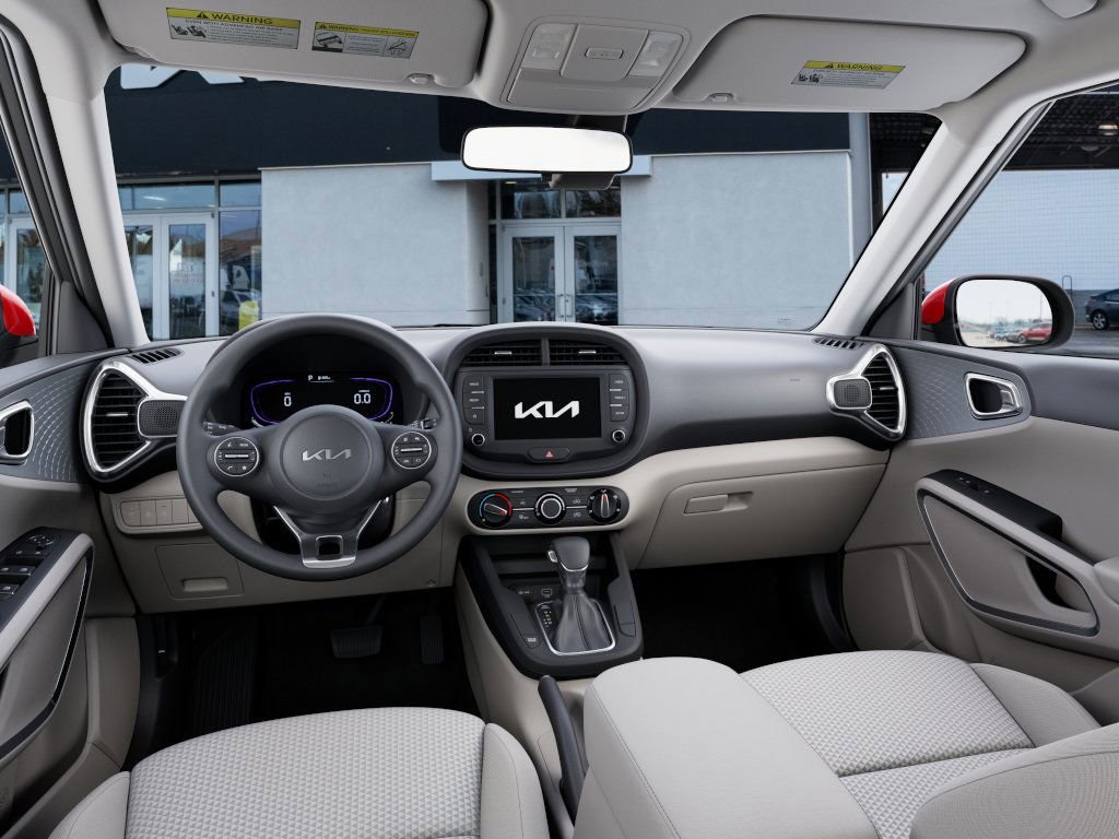 2025 Kia Soul LX photo 14