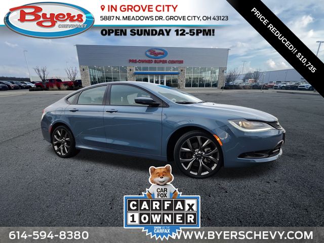 2015 Chrysler 200 S's photo