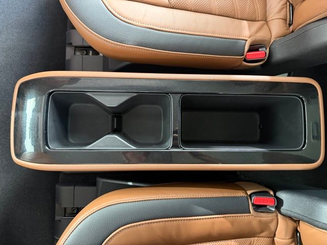 2022 Nissan Pathfinder Platinum photo 33