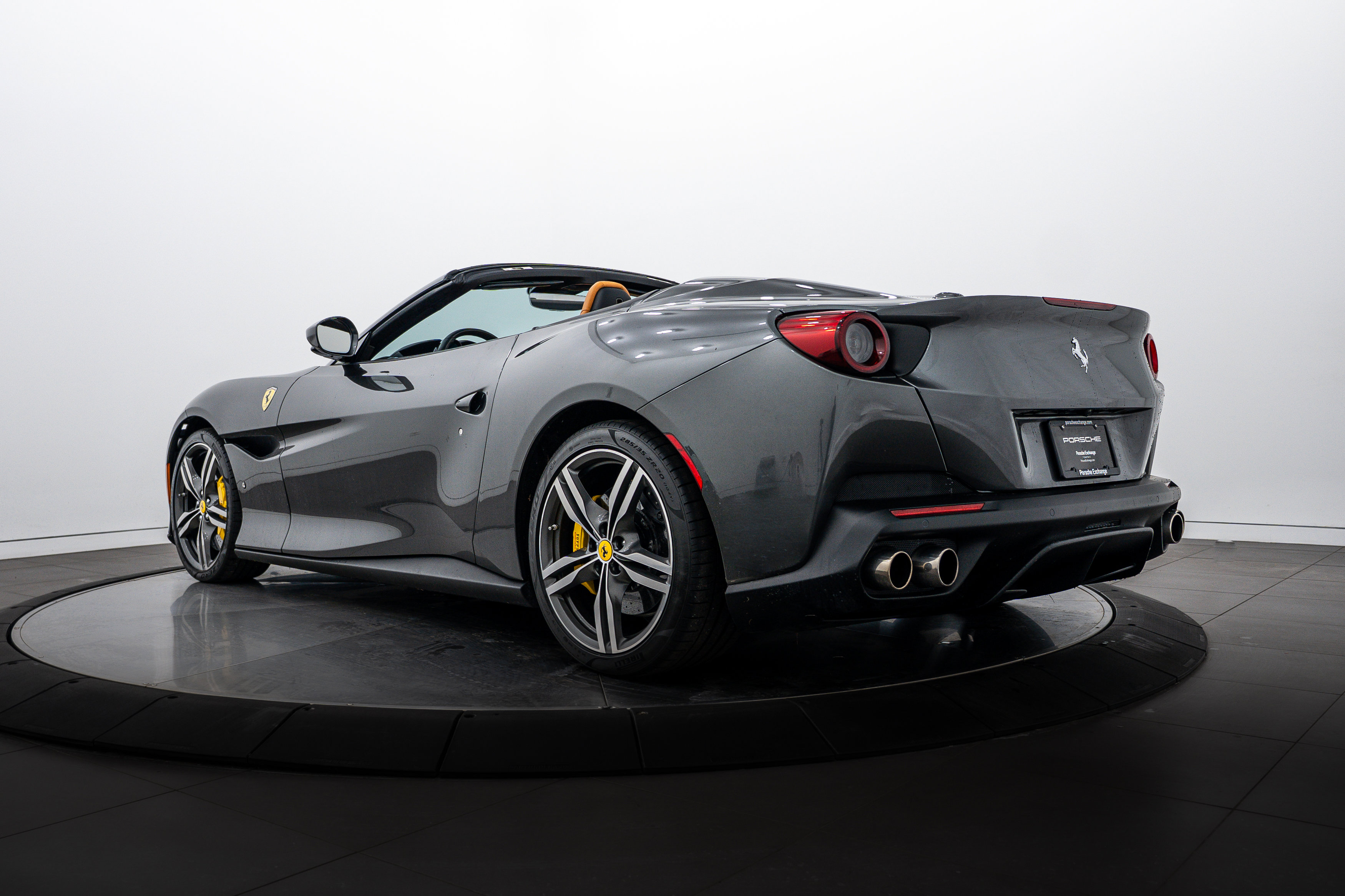 2020 Ferrari Portofino Base photo 3