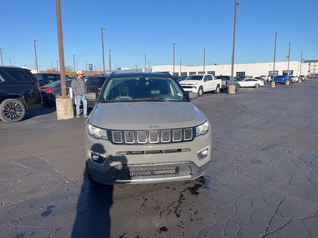 2020 Jeep Compass Limited photo 2