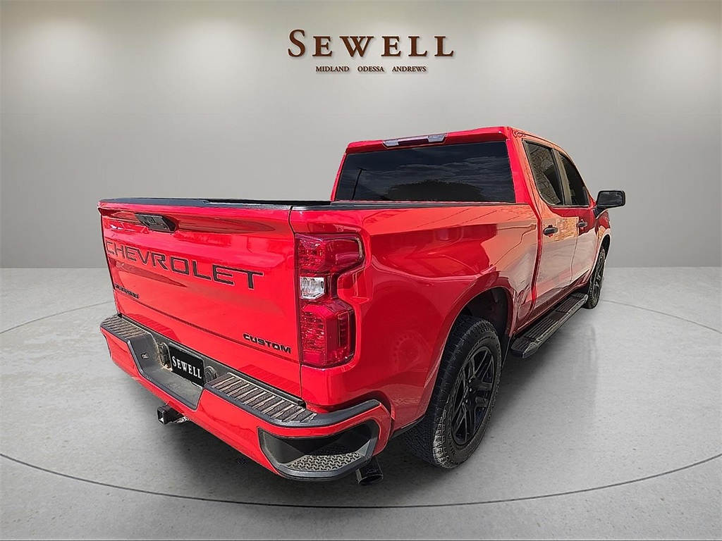 2022 Chevrolet Silverado 1500 Custom photo 3
