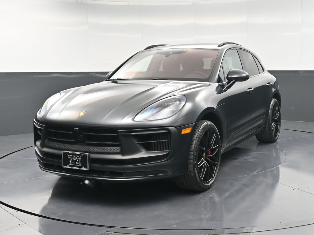 2023 Porsche Macan GTS's photo