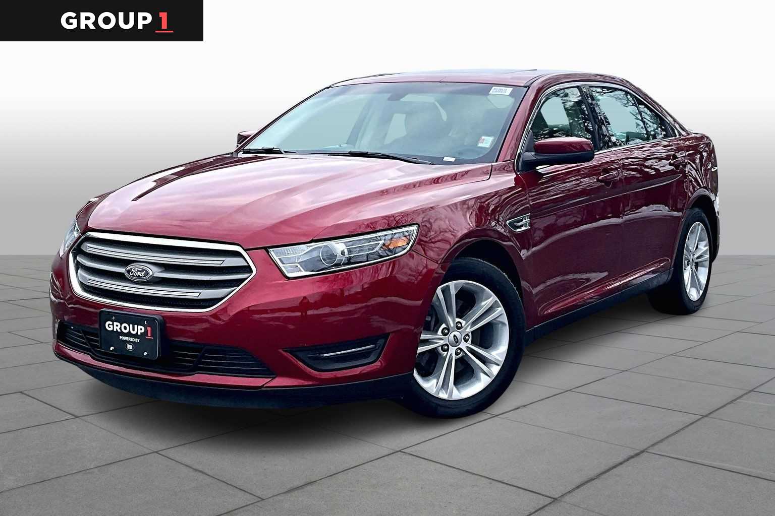 2018 Ford Taurus SEL's photo