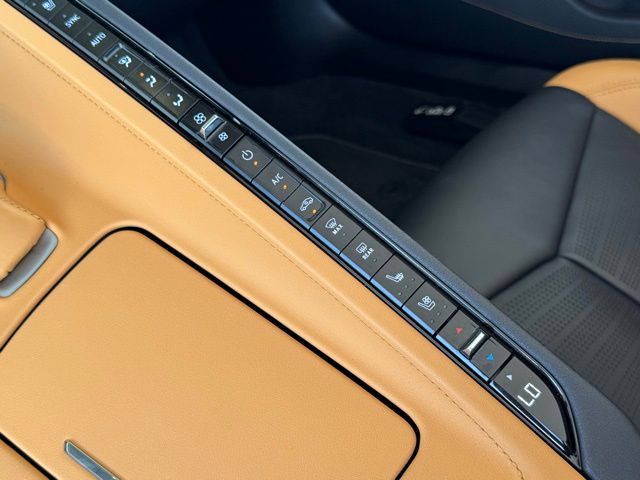 2022 Chevrolet Corvette Stingray 2LT photo 20