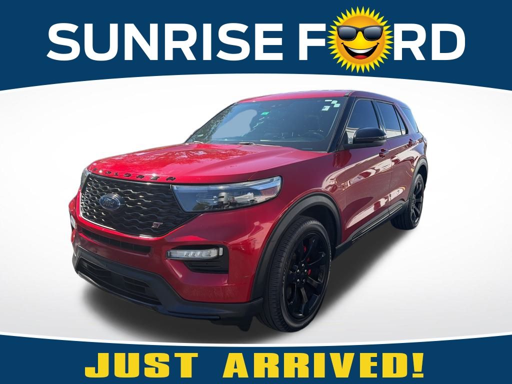 2021 Ford Explorer ST's photo