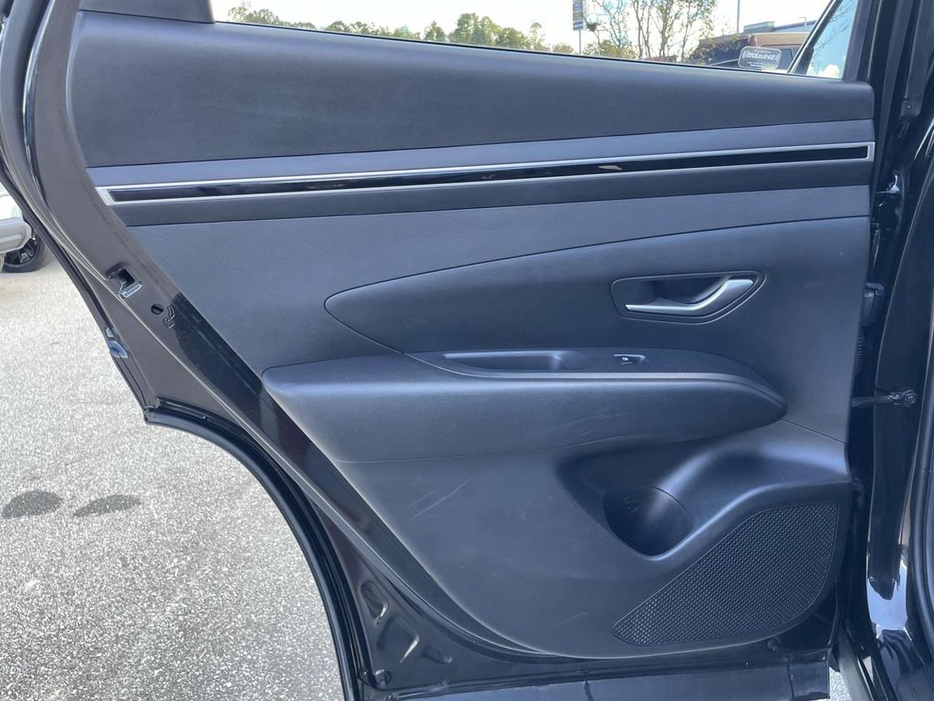 2024 Hyundai Tucson SEL photo 2