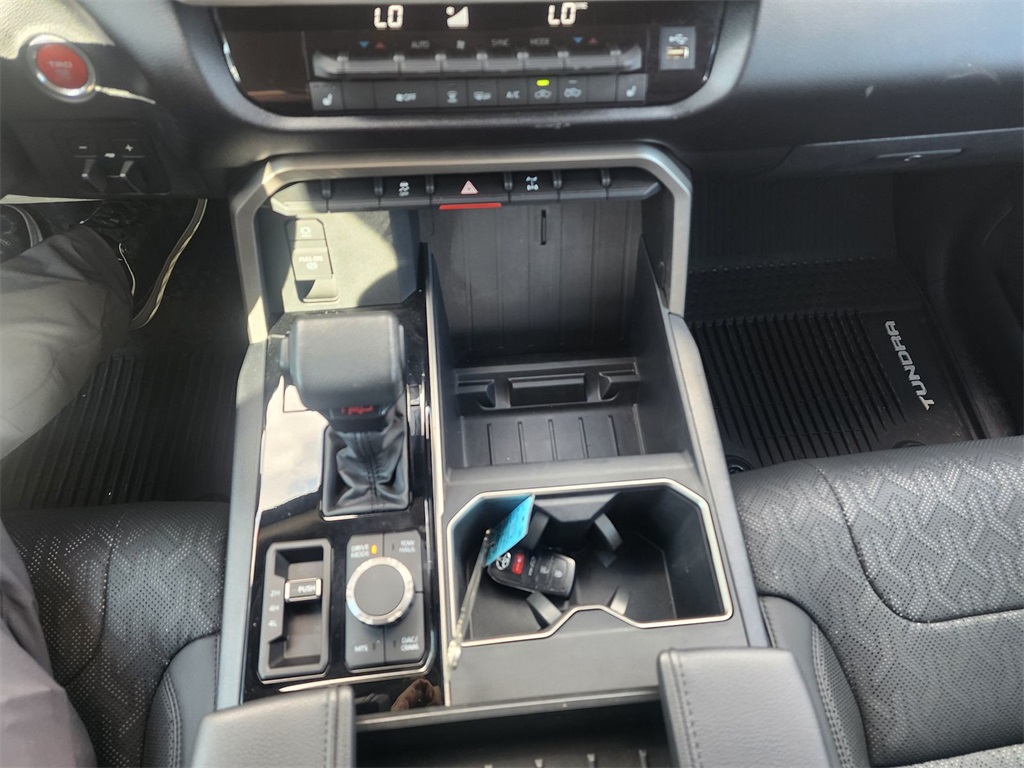 2023 Toyota Tundra SR5 photo 4