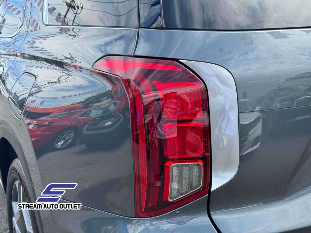 2025 Hyundai Palisade Limited photo 9