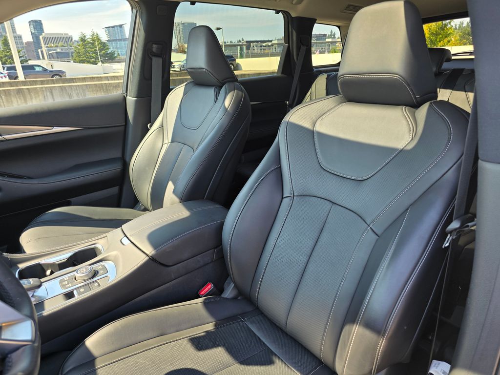2024 Infiniti QX60 Luxe photo 19