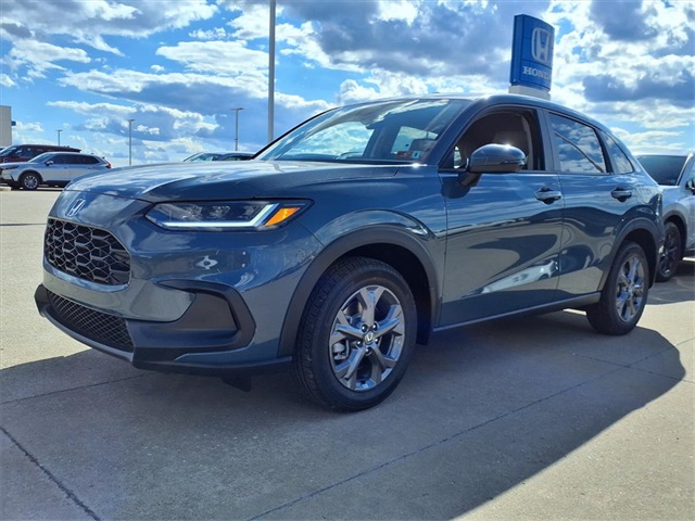 2026 Honda HR-V LX photo 3