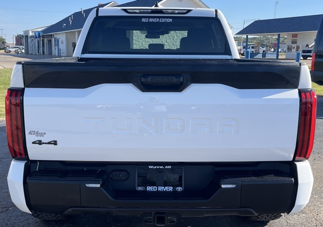 2024 Toyota Tundra SR CrewMax photo 3
