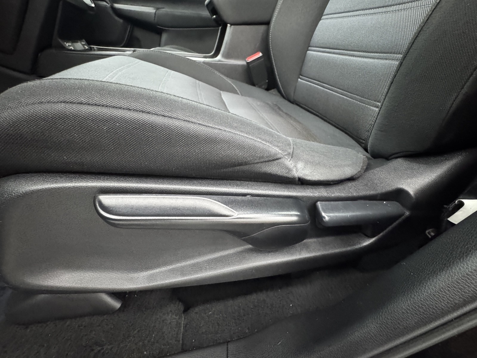 2021 Honda CR-V Special Edition photo 17