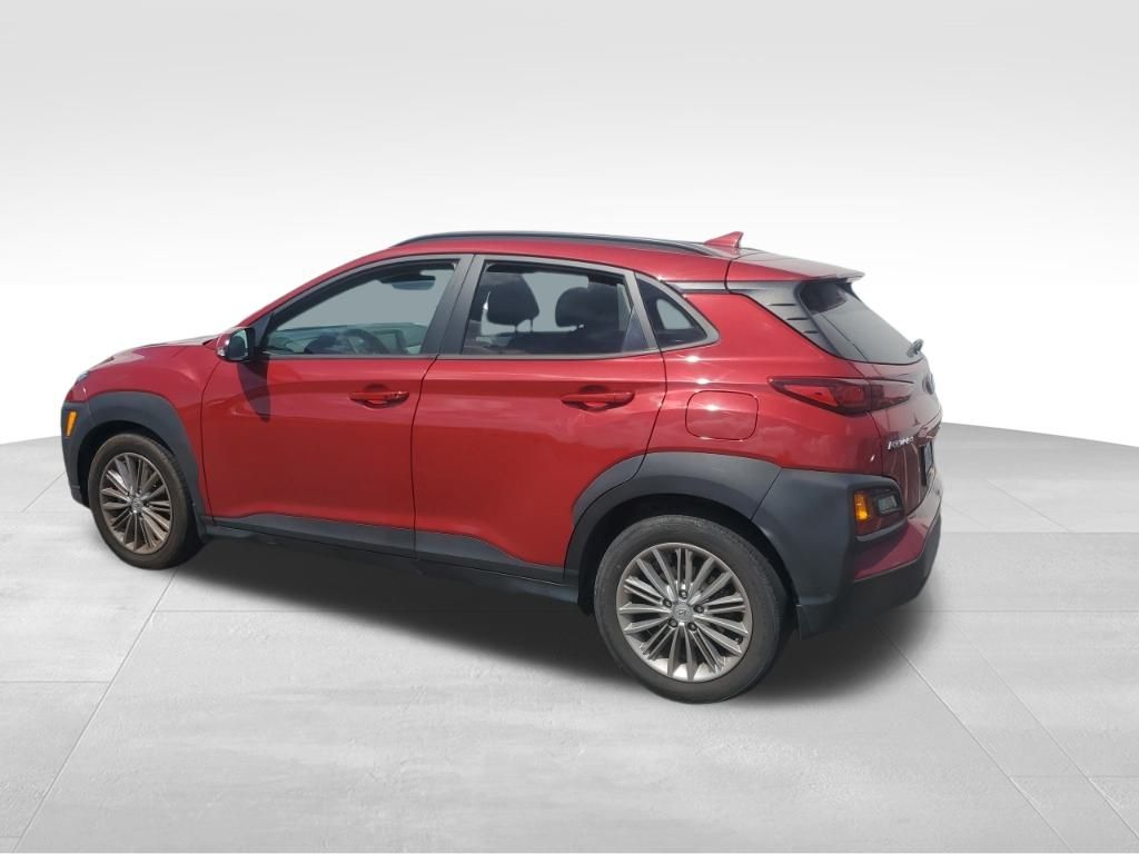 2021 Hyundai Kona SEL Plus photo 3