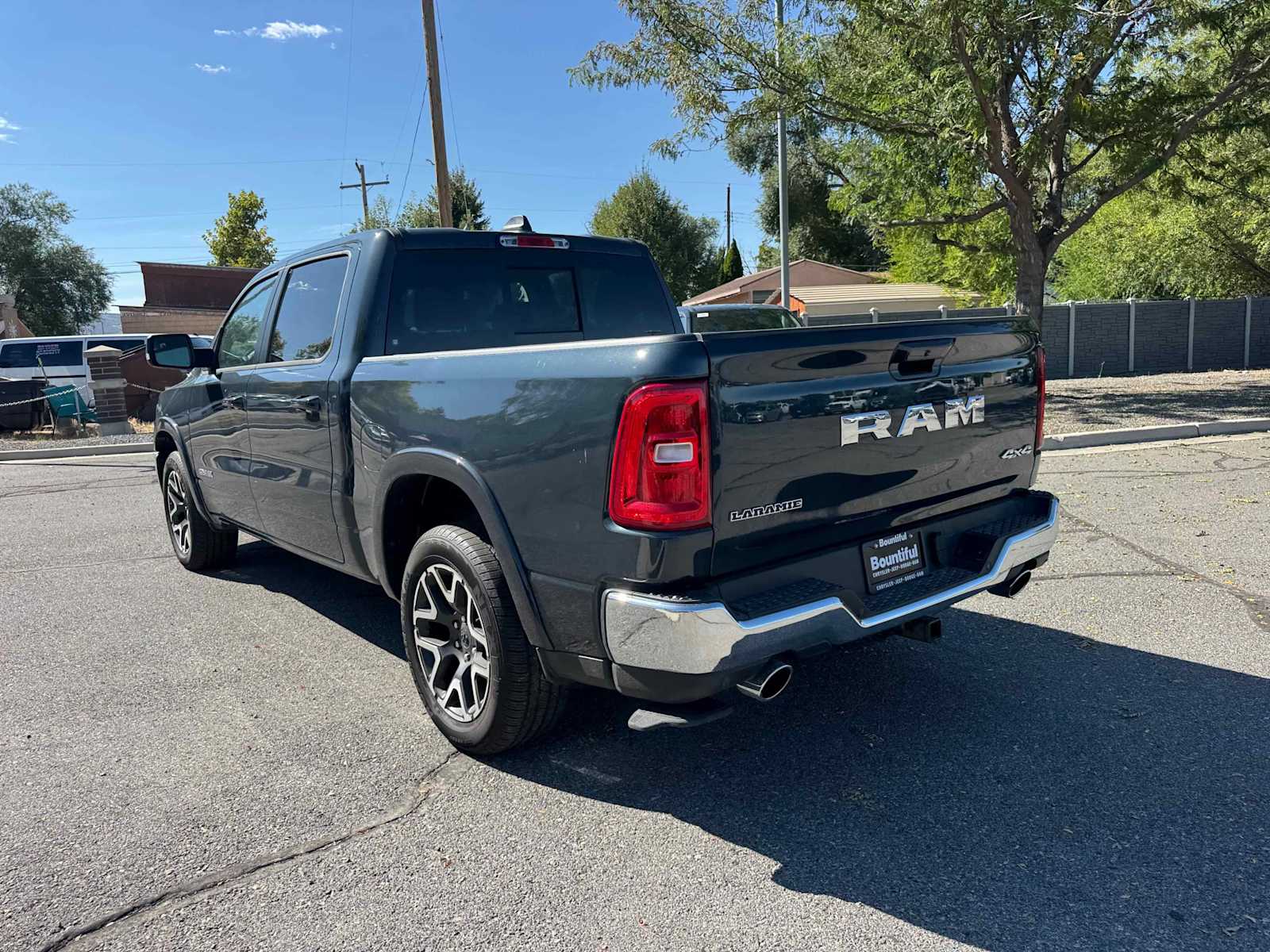 2025 Ram 1500 Laramie photo 3
