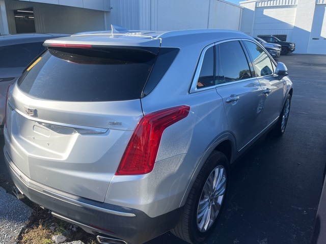 2018 Cadillac XT5 Premium Luxury photo 3