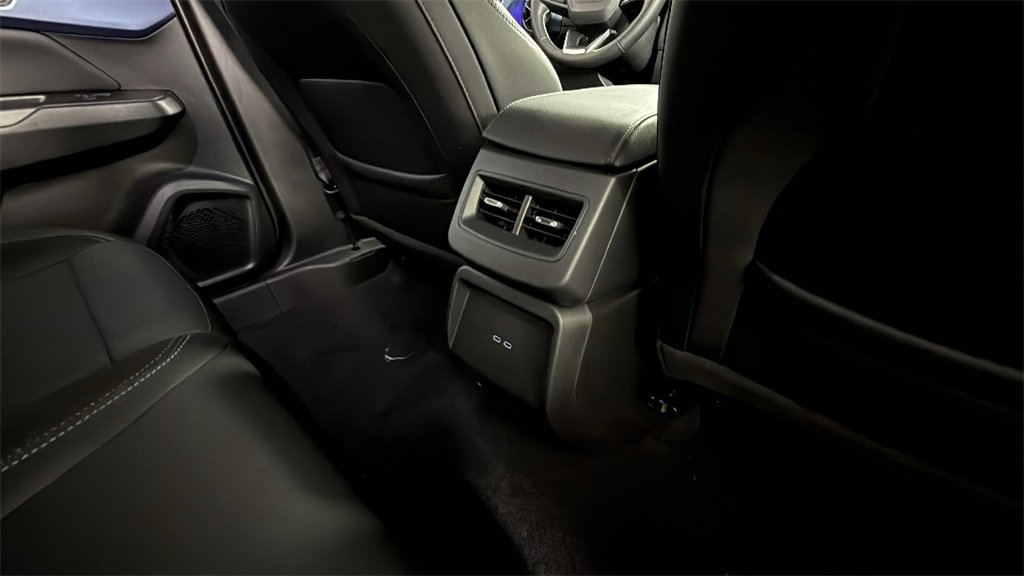 2025 Chevrolet Equinox EV 1LT photo 29