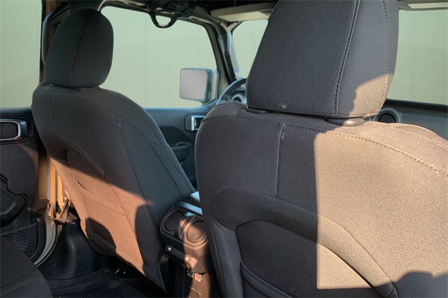 2022 Jeep Gladiator Willys photo 4