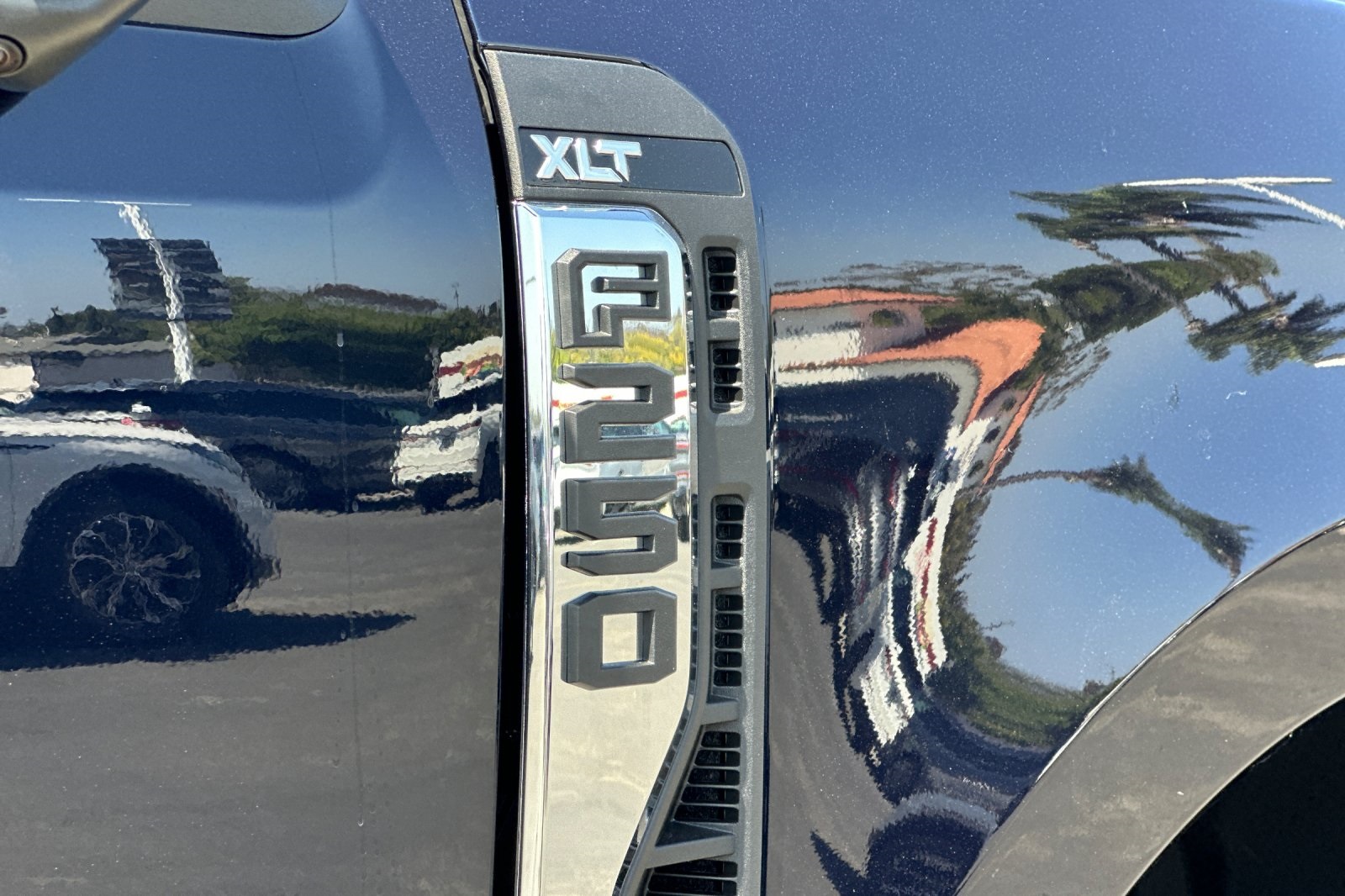 2025 Ford F-250 XLT photo 22