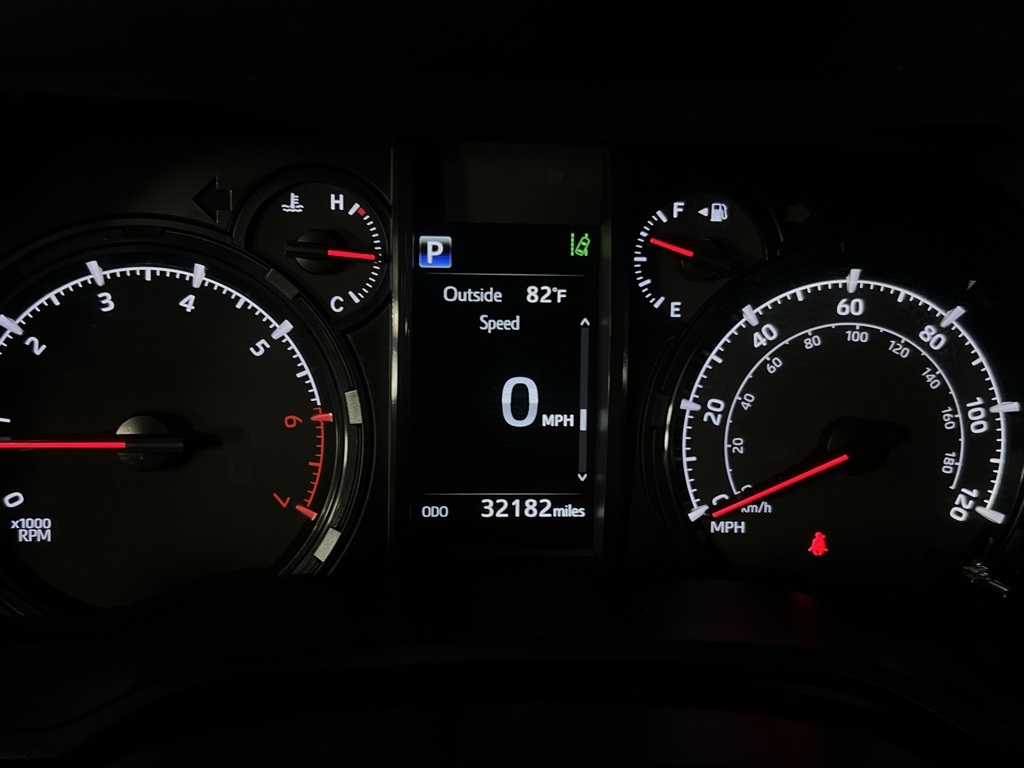 2024 Toyota 4Runner SR5 photo 12