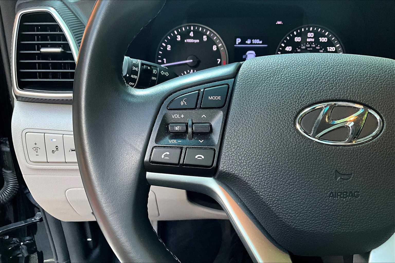 2020 Hyundai Tucson Sport photo 22