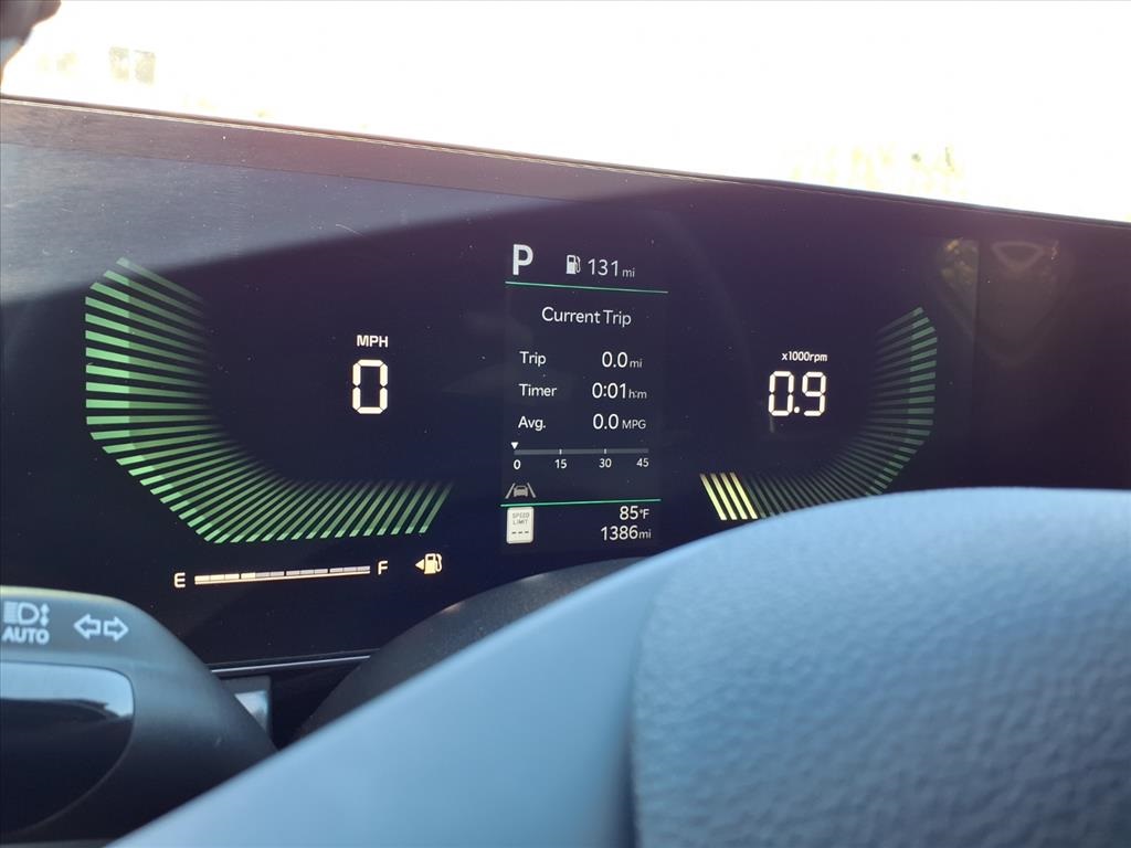2025 Kia K5 GT-Line photo 12
