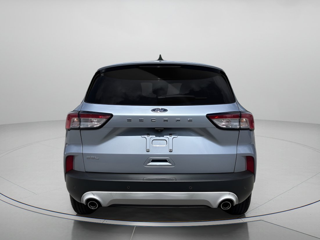 2022 Ford Escape SEL photo 4
