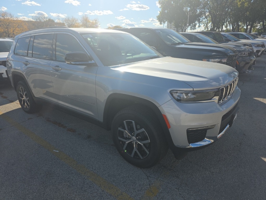 2025 Jeep Grand Cherokee L Limited's photo