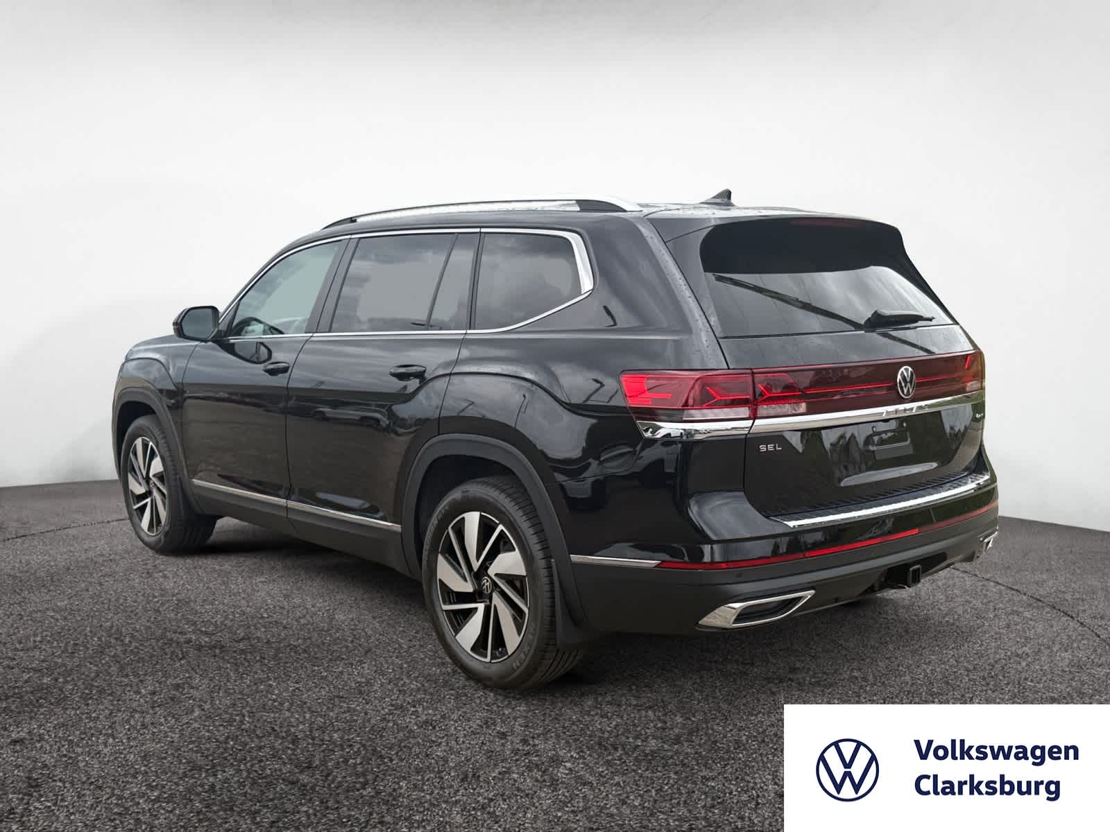 2026 Volkswagen Atlas SEL photo 2
