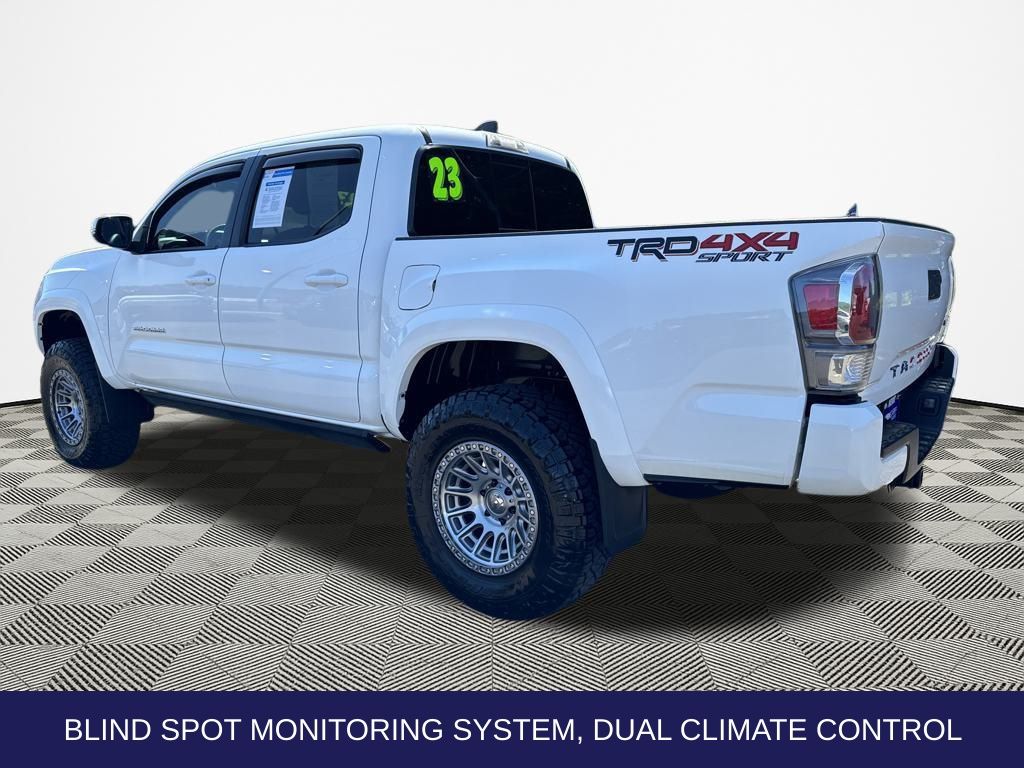 2023 Toyota Tacoma TRD Sport photo 3
