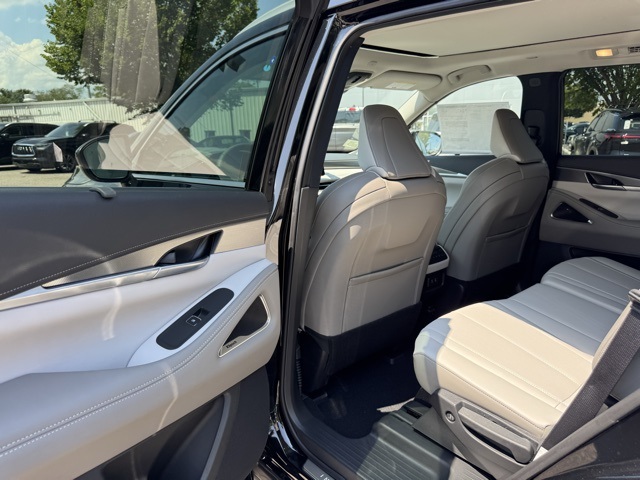 2026 Infiniti QX60 Luxe photo 26