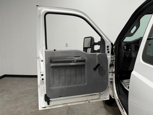 2012 Ford F-250 photo 9