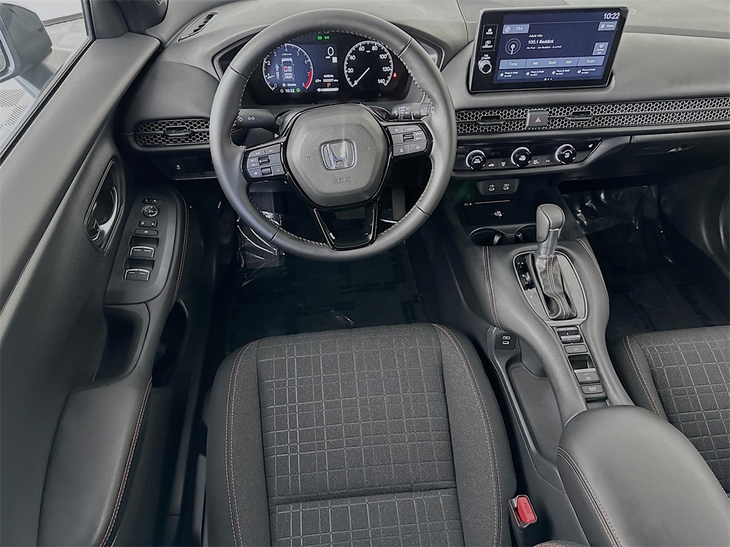 2026 Honda HR-V Sport photo 2