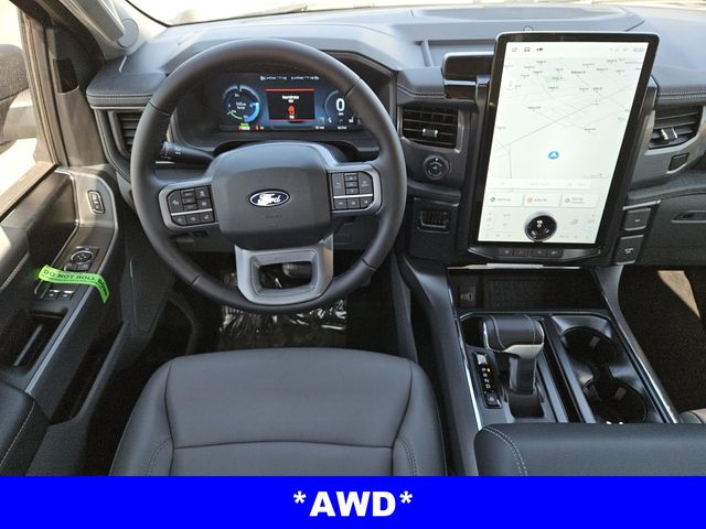 2025 Ford F-150 Lightning XLT photo 4