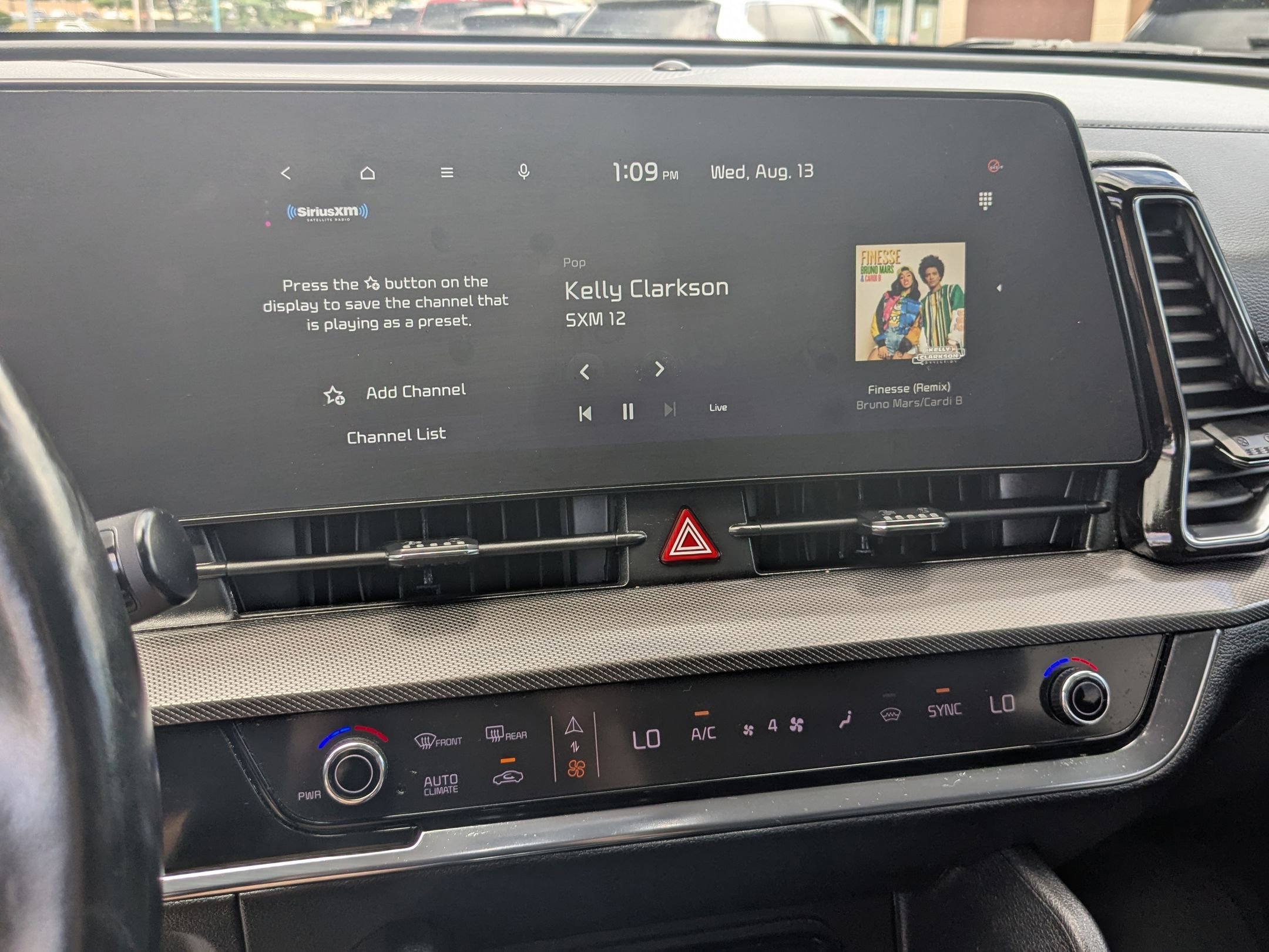 2023 Kia Sportage photo 14