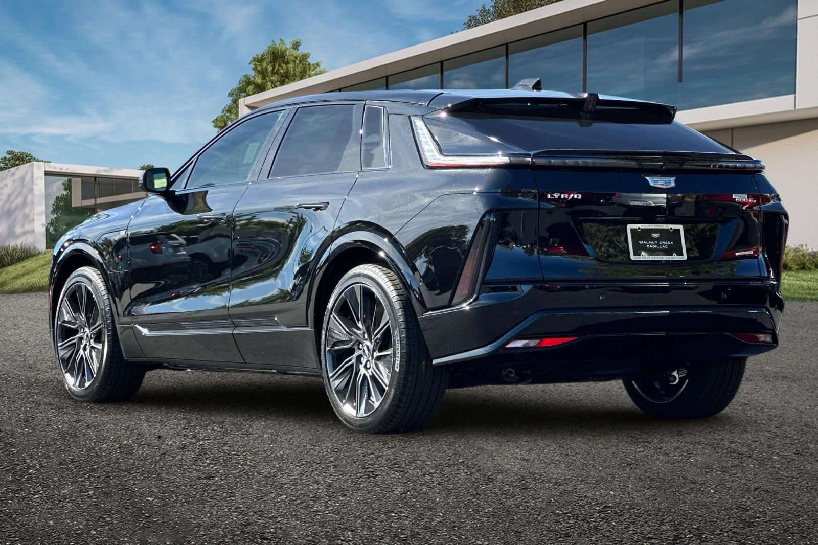 2025 Cadillac Lyriq Sport photo 4