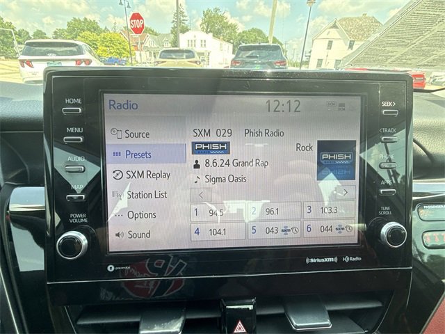 2024 Toyota Camry Hybrid XSE photo 5