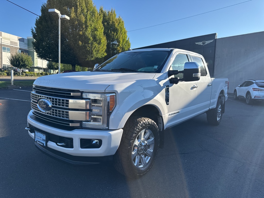 2019 Ford F-350 Platinum photo 2