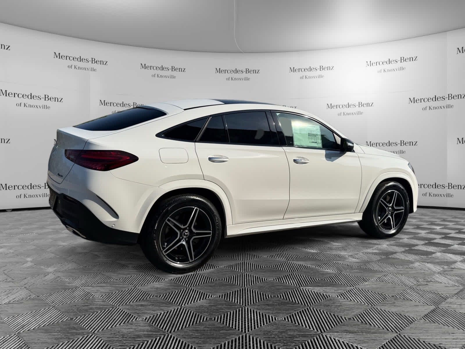 2026 Mercedes Benz GLE 450 4MATIC photo 4