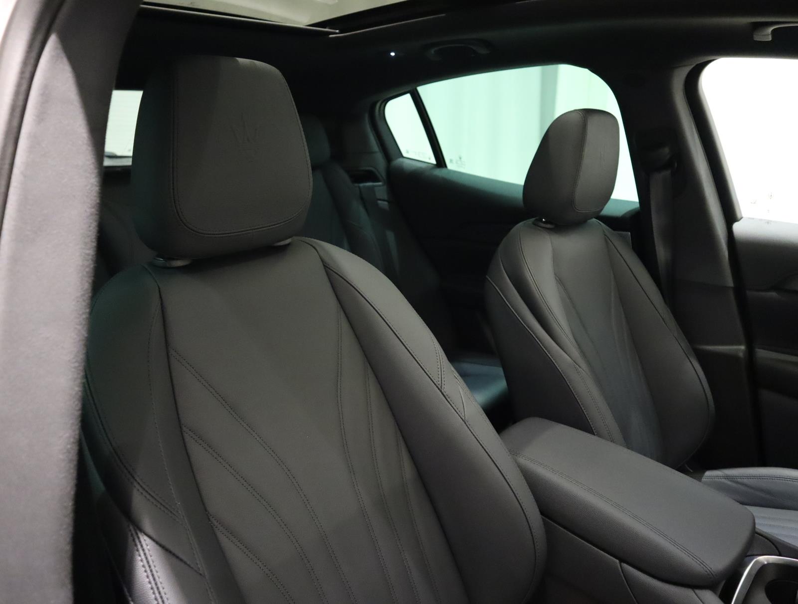 New 2024 Bianco Astro Metallic Maserati GT AWD image 19