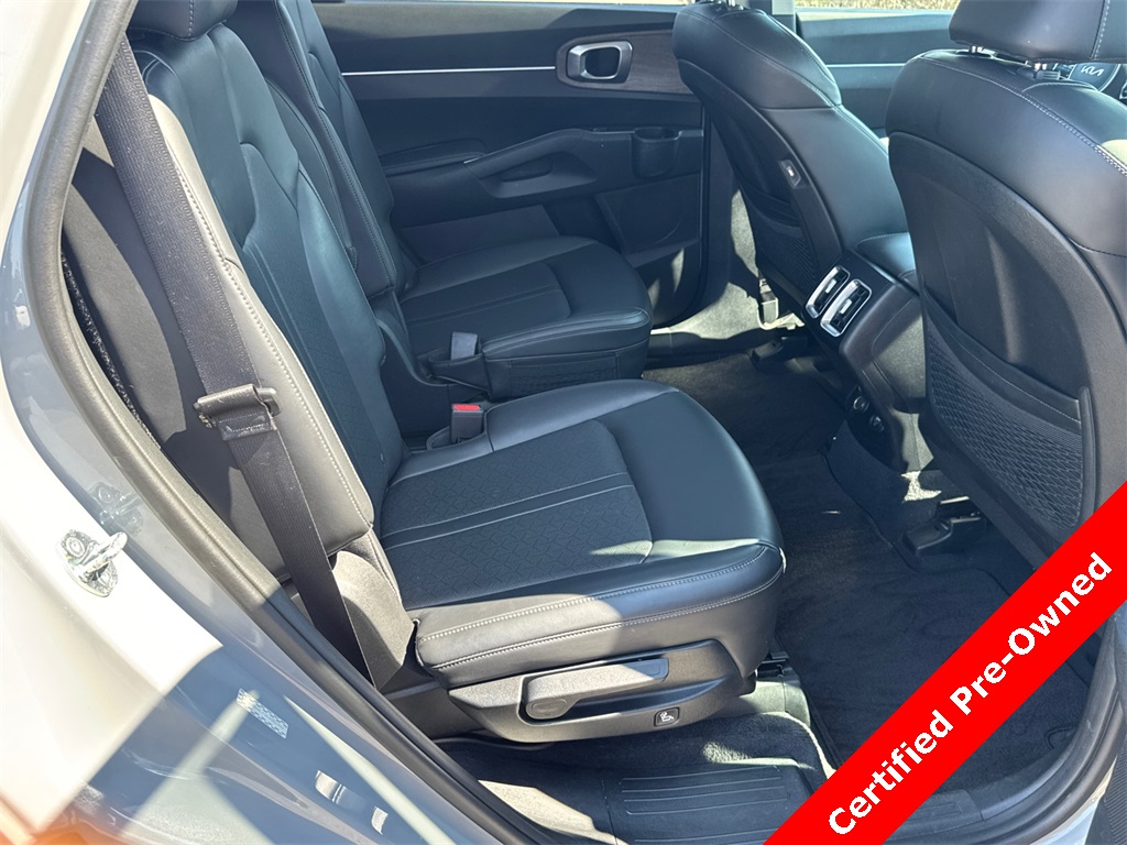 2023 Kia Sorento EX photo 15