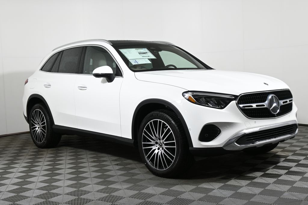 2025 Mercedes Benz GLC 300 4MATIC photo 6