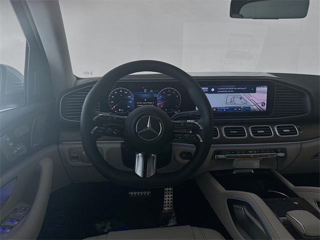 2026 Mercedes Benz GLS 450 4MATIC photo 21